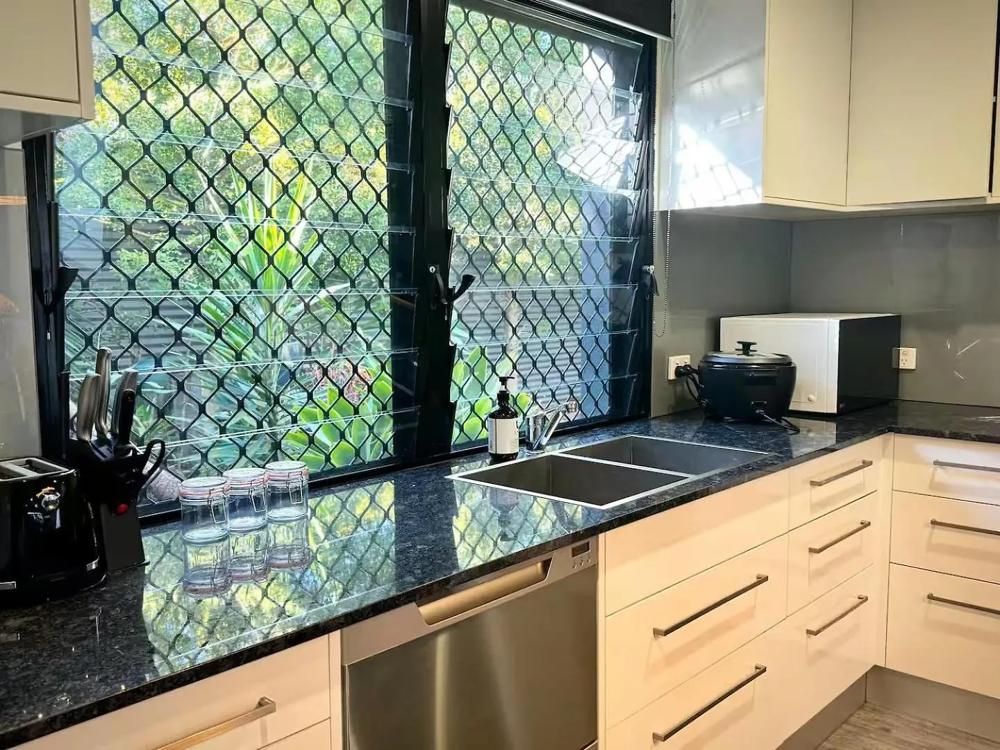 4Br Haven In Macgregor - Family Fun Awaits Διαμέρισμα Μπρίσμπεϊν